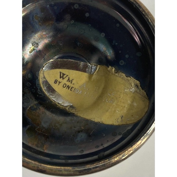 wm a rogers oneida ltd goblet monogrammed Jerry - Picture 4 of 5